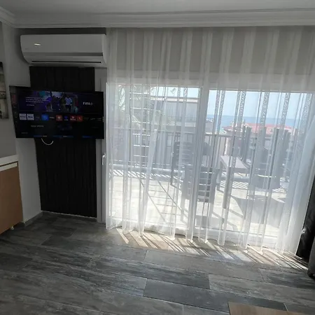 Ada Park Hotel