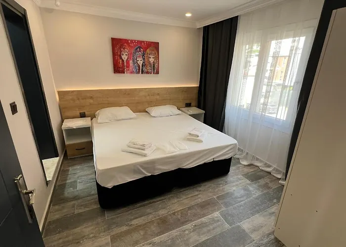 Ada Park Hotel