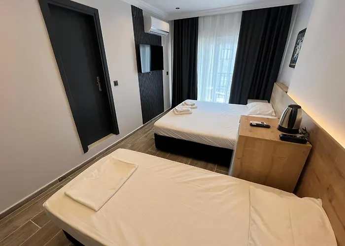 Hotel Ada Park