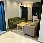 Ada Park Hotel