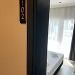 Hotel Ada Park *