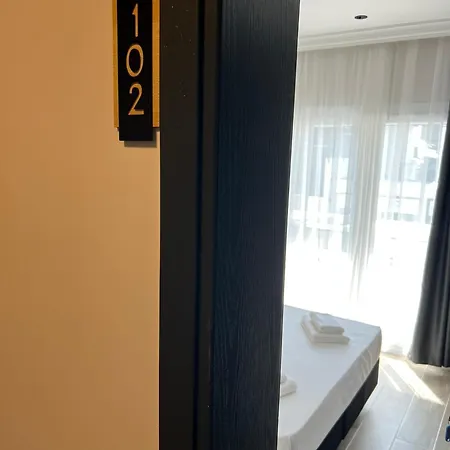Hotell Ada Park *